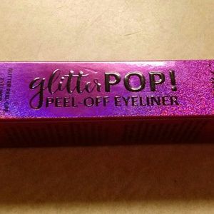 Too Faced Glitter eyeliner